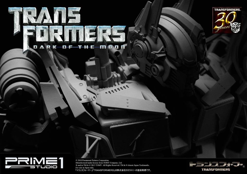 First Look MMTFM-02 Optimus Prime Museum Masterline Series Statue